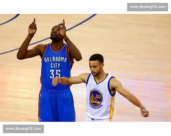 艾顿创里程碑!生涯前 7 季场均 14+10 近 45 年仅 6 人达成 艾顿创里程碑!生涯前 7 季场均 14+10 近 45 年仅 6 人达成