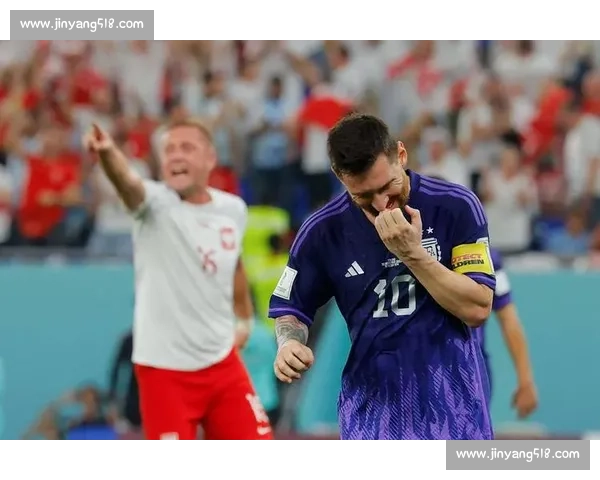 墨西哥 2-0 沙特晋级四强!维加破门 + 马杜乌龙锁定胜局 墨西哥 2-0 沙特晋级四强!维加破门 + 马杜乌龙锁定胜局